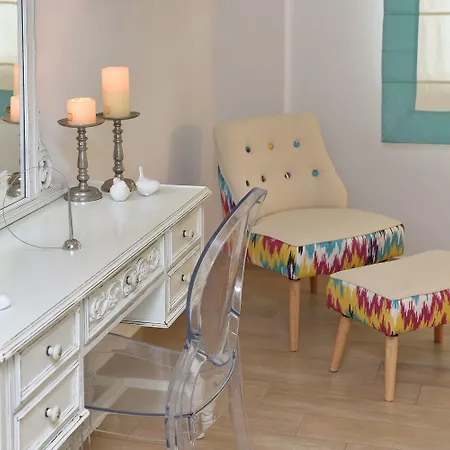 Apollon Boutique Parikia (Paros)