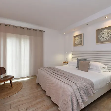 Apollon Boutique 3* Parikia (Paros)