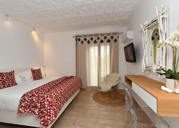 阿波罗精品酒店 Páros