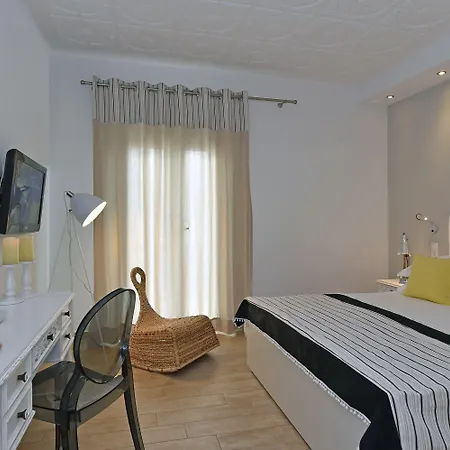 Apollon Design Boutique Hotell