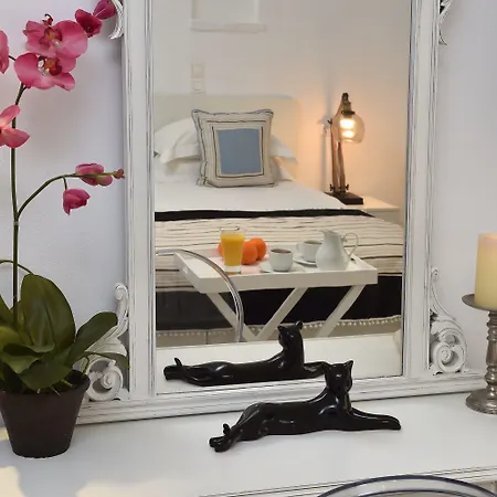 Apollon Design Boutique Hotell
