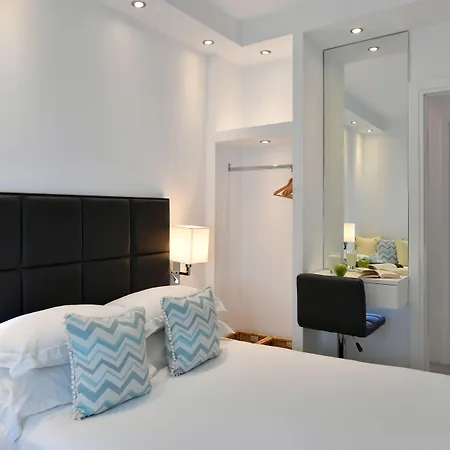 Apollon Design Boutique Hotell 3*