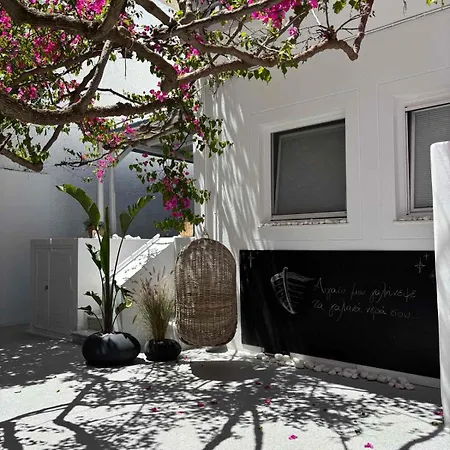 Apollon Boutique 3*