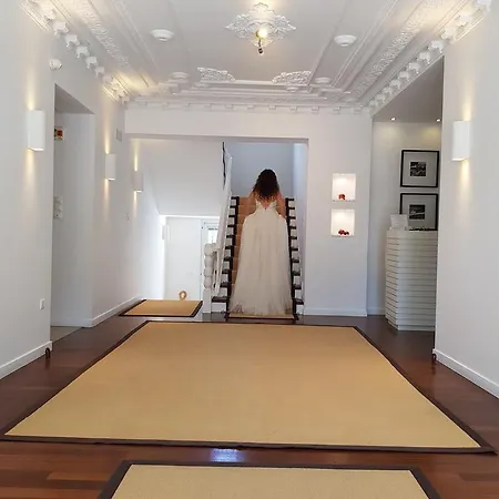 فندق أبولون البوتيكي 3*